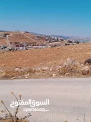  3 (700 متر للبيع على شارعين ذات اطلاله مميزه بالقرب من شارع الاردن وأبونصير حوض المعمر قوشان مستقل)