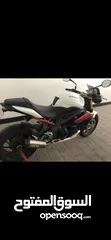  1 للبيع دراجة ريسنغ Triumph Speed Triple S 1050cc