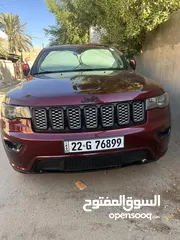  1 للبيع Jeepكراند شيروكي2021فئة ال(بلاك توب)