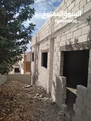  5 بيت عظم مستقل للبيع قوشان مستقل على ارض 536م