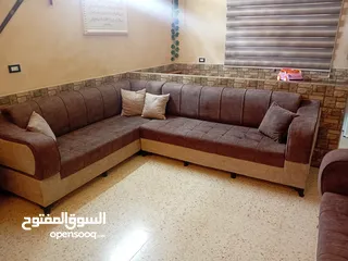  4 طقم كورنر 8 مقاعد بحاله جيده