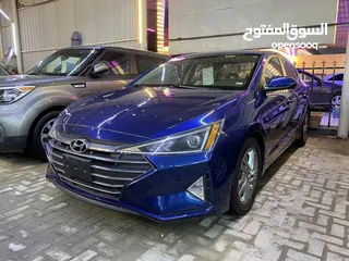  2 Hyundai Elantra SEL 2019 2.0L