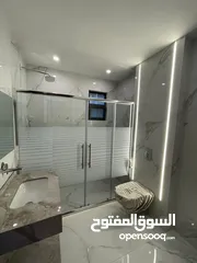  14 شقه 225م أبراج عبدون الطابقية الفاخره /شبة ارضي مع مدخل مستقل