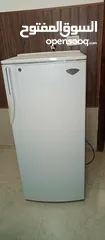  1 ثلاجه شارب وكاله استخدام خفيف جدا تصلح منزلي ومكتبي