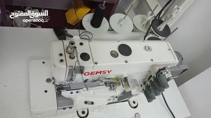  2 GEMSY FLAT LOCK 3NEEDLE MACHINE