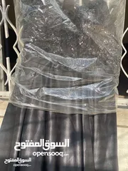  7 فستان اسود طويل ملوكي للبيع
