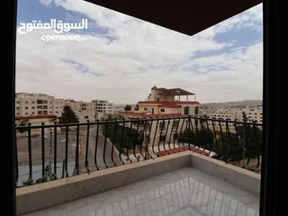  30 شقة دوبلكس طابق أخير مع روف مساحة (215)م الداخلي (100)م الخارجي في أرقى مناطق (أم حجير) شفا بدران