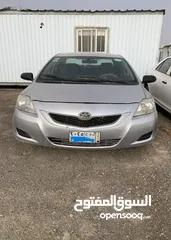  1 Toyota Yaris 2012