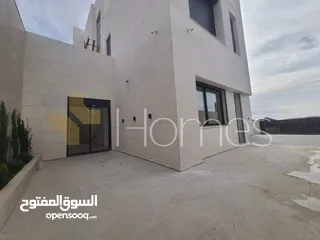  16 فيلا للبيع في طريق المطار بمساحة بناء 552م