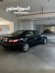  2 Toyota Camry 2011