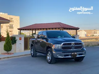  1 دوج رام ديزل 2017  ممشى قليل .. فل الفل عدا الفتحه لون فيراني مميز