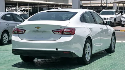  7 Chevrolet Malibu 2019 LT -  panorama