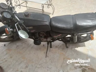  2 كوزاكي 650 1980