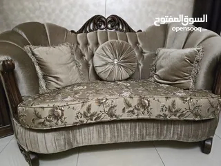  1 طقم غرفة ضيوف مع برداية