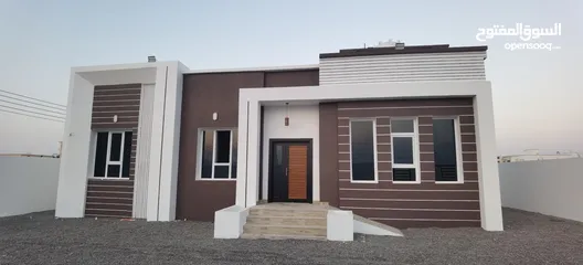  1 منزل جديد للبيع في مرتفعات حبراء جنب مسجد خالد بن الوليد