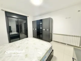  8 شقة مفروشة عفش جديد وحديقة