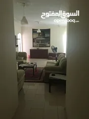  1 شقة فارغة - الجبيهة - 3نوم - قرب الخدمات العامة