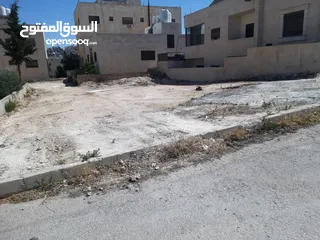  6 أرض سكنية مميزة للبيع في حي الضياء - أبو نصير 374 متر مربع