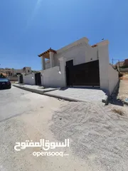  3 شبه فيلا في ارقى مناطق شومر