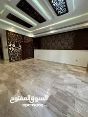  2 شقة مميزة عبدون للبيع
