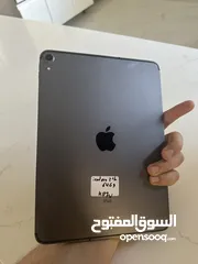  1 iPad Pro 11 inch الجيل الثاني يدعم 120 فريم