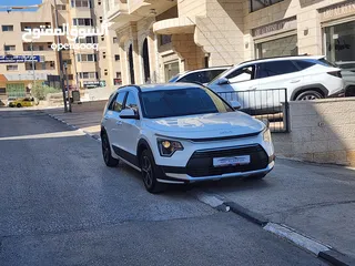  1 حبيب بدور توفر بنزين بس كيا نيرو اوفر سيارة في السوق