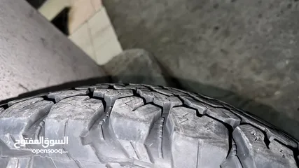  3 Tire for sale 285/70/17 model 22