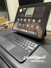  6 ماجيك كيبورد ابل 12،9 انش للبيع