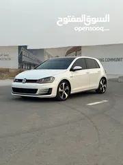  2 Volkswagen Golf MK7 GTI 2014 (FULL OPTION)