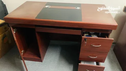  2 Office Desk in Good condition   For sale