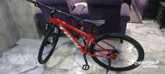  15 دراجة هوائية نوع ترك منشأ ?? كمبوديا  لون أحمر