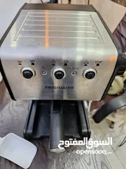  1 ماكينة Frigidaire  espresso وارد الخارج بحالة ممتازة