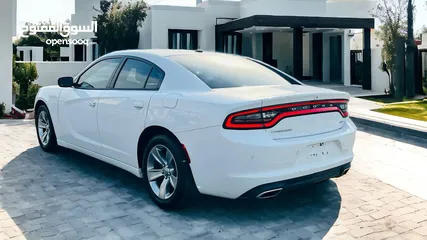  4 AED 840 PM  DODGE CHARGER 2017  3.6L V6  GCC