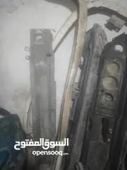  2 قطع هياكل فوكس صرصور وباص قديم