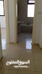 8 شقة فارغة - عرجان - 3نوم 1ماستر - 200م
