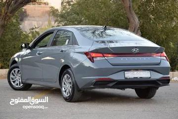  5 Hyundai Elantra 2023 مالك واحد من الوكالة