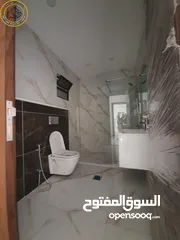  17 شقة فاخرة للبيع في أم السماق  - خلف المدارس الإنجليزية وقرب مكة مول طابق ثالث مع روف دوبلكس 260م