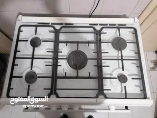  7 فرن غاز BEKO مستعمل للبيع خمس عيون