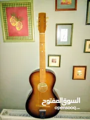  1 جيتار (جورج هاريسون - فرقة البيتلز) 1956. إقرأ الوصف.