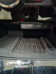  12 سيات ليون fr للبيع فل اضافات بحالة الوكالة