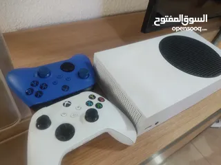  2 جهاز Xbox series s نظيف بدون مشاكل مع جهازين