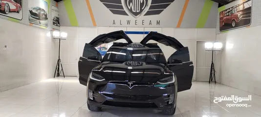  2 Tesla Model X D100 2018
