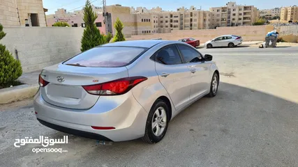  2 هيونداي MD 215 بحاله ممتازه
