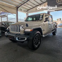  5 2020 Jeep Gladiator Overland  لون بيج مميز ولاول مرة في الاردن