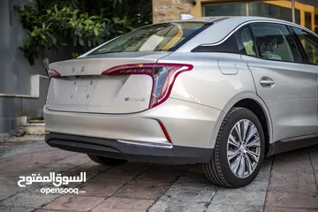  4 ‏ HONGQI E-QM5 EV 2024 وارد وكفاله الوكاله بدفعه اولى تبداء من 1750 تسليم مفتاح