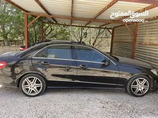  28 Mercedes e200 cgi2010w212السعر غير قابل للتفاوض صورة الفحص  السياره بالصور 4جيد  اعلى صنف ا