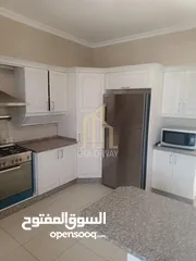  2 شقة للإيجار 200م طابق أخير مع روف في أرقى مناطق عبدون / ref 2084