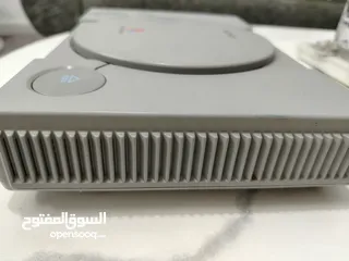  3 اجهزه العاب فيديو وغيرها