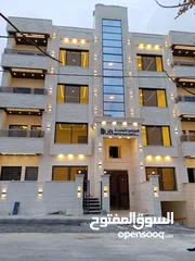  11 شقة مميزة للبيع في البنيات خلف جامعة البتراء