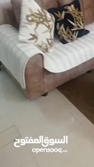  14 شقه مفروشه للايجار